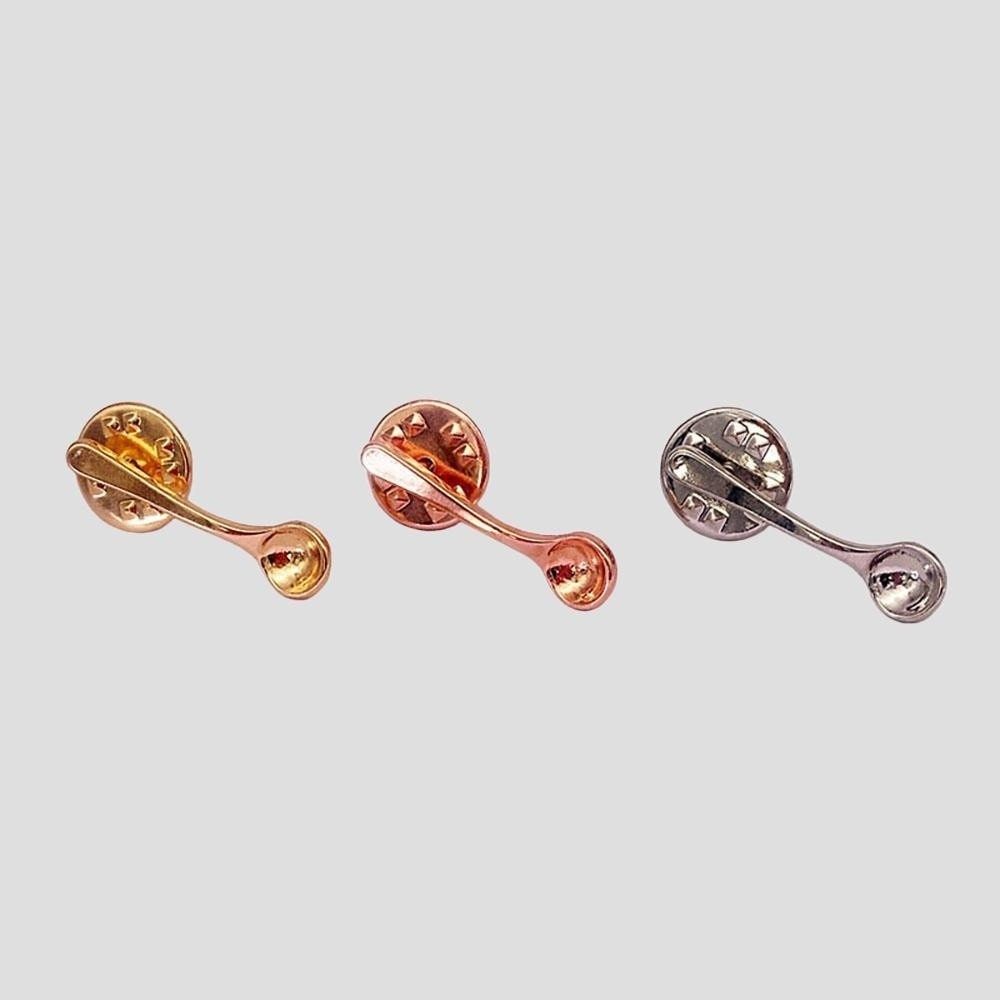 新しい可愛いデザインのスプーンブローチ、クリエイティブなメタ - Vintage Collectible Pins のレビューと価格