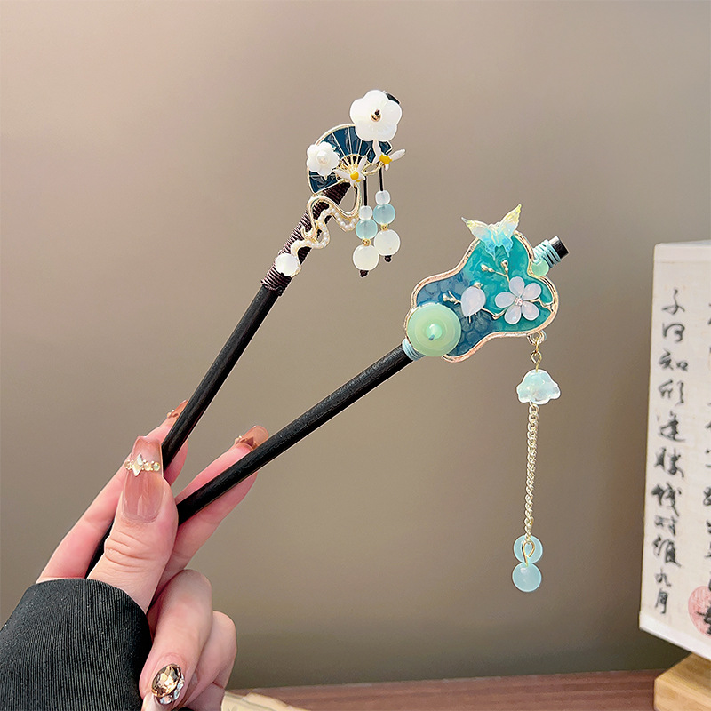 クラシックタッセルヘアスティック黒木製フラワーパールヘアピン - Vintage Collectibles For Sale のレビューと価格